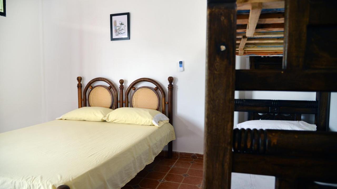 Hostal Dumbira Taganga Eksteriør billede